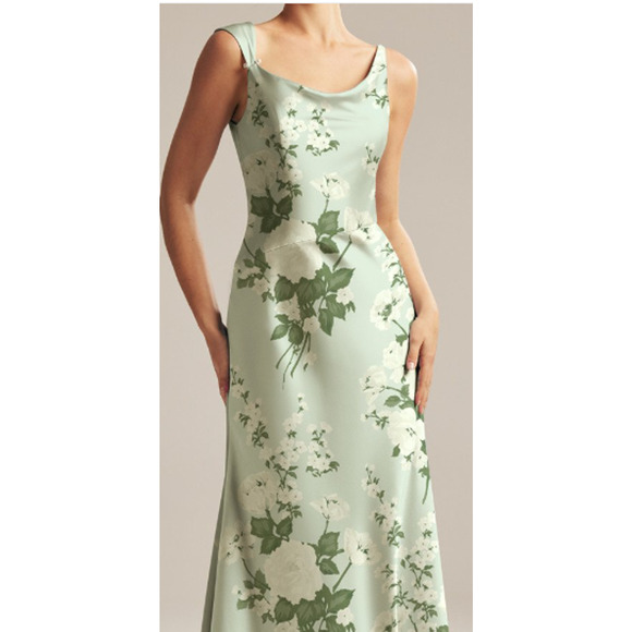 Floral Green Maxi Dress - Picture 1 of 9